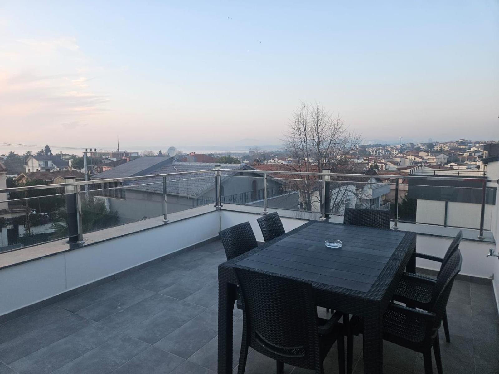 Modern Apartment In Very Quiet Location In Darica, Istanbul Экстерьер фото